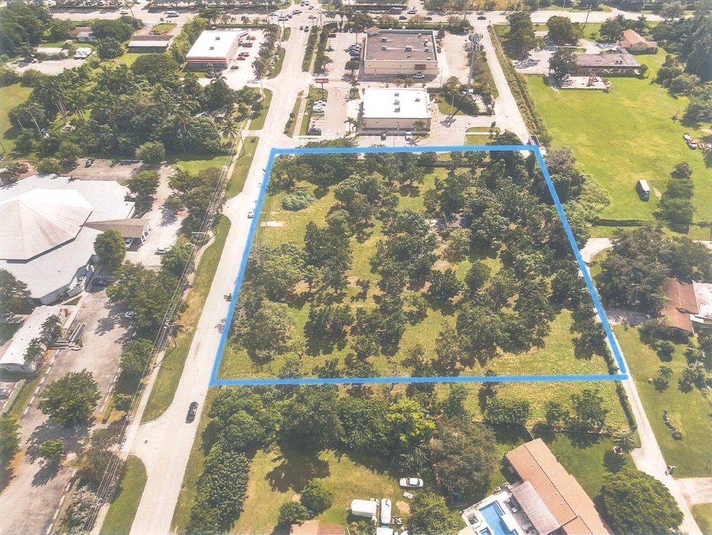 Aerial view of an entitled Florida land parcel